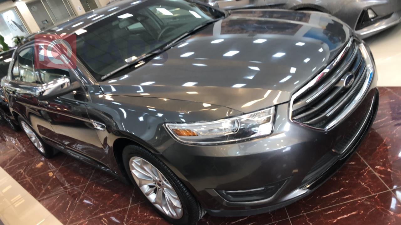 Ford Taurus